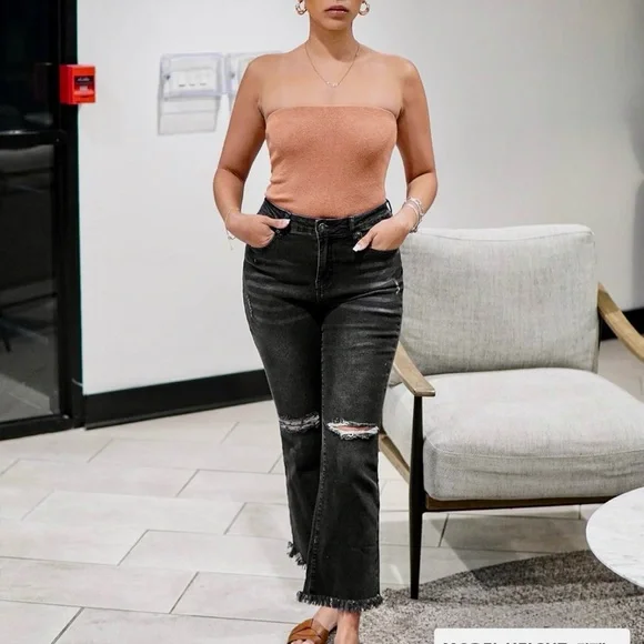 Like New XXL Crop Flare Jeans High Waist Rip Distressed Wide Leg Stretch Raw Hem - Picture 3 of 10